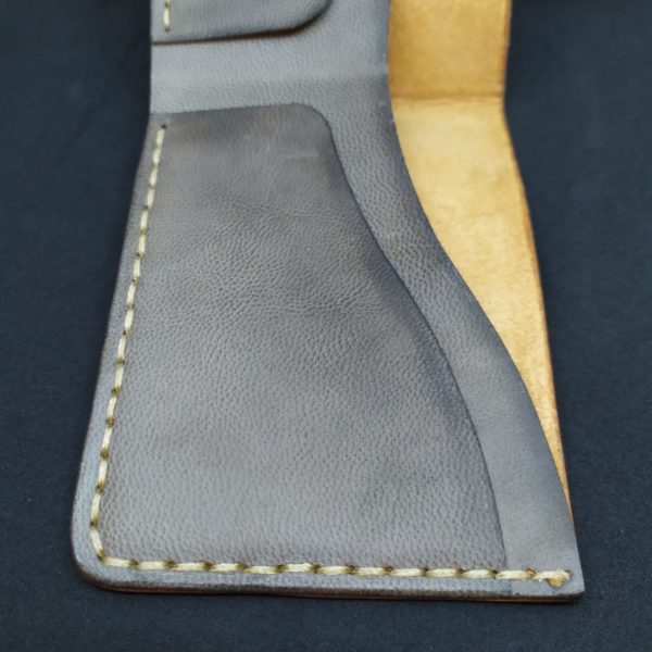 Porte feuille en cuir fait main
